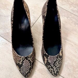 Ecco snake animal design- Size 8 US- 39 EU